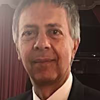 Retrato de Fernando Díaz Colorado, experto en Psicología Jurídica y Forense, utilizado para su biografía en el libro Psicología y Ley