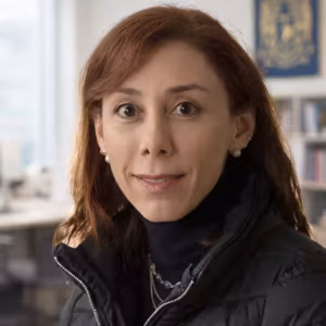 Retrato de Ximena Palacios Espinosa, experta en Psicología Clínica y de la Salud, utilizado para su biografía en el libro.